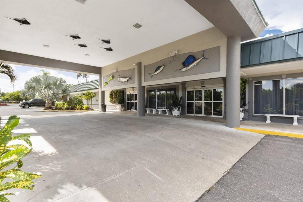 Bay Breeze Aparthotel South Bradenton Εξωτερικό φωτογραφία