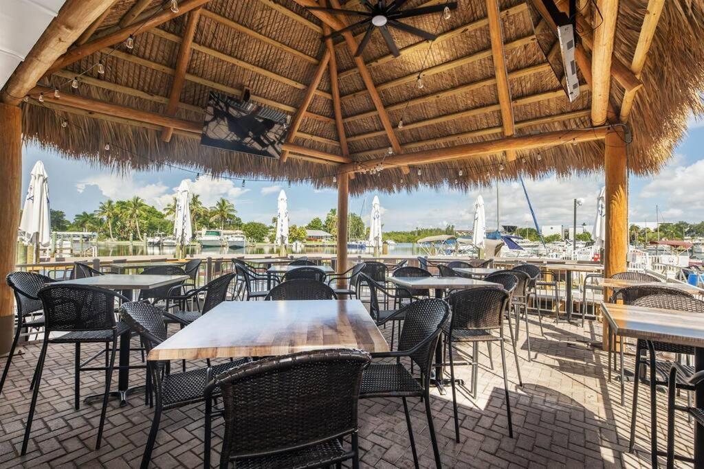 Bay Breeze Aparthotel South Bradenton Εξωτερικό φωτογραφία