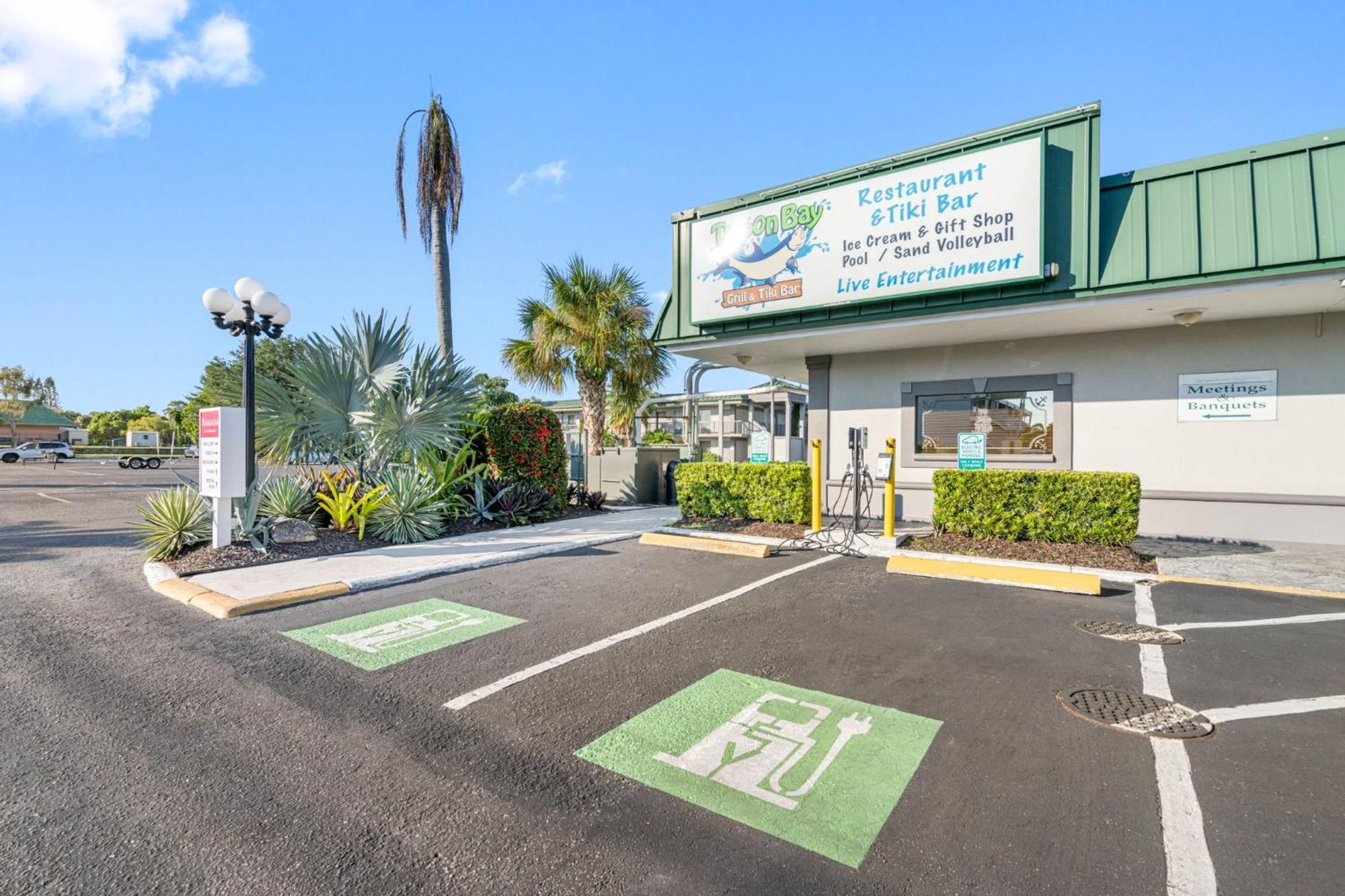 Bay Breeze Aparthotel South Bradenton Εξωτερικό φωτογραφία