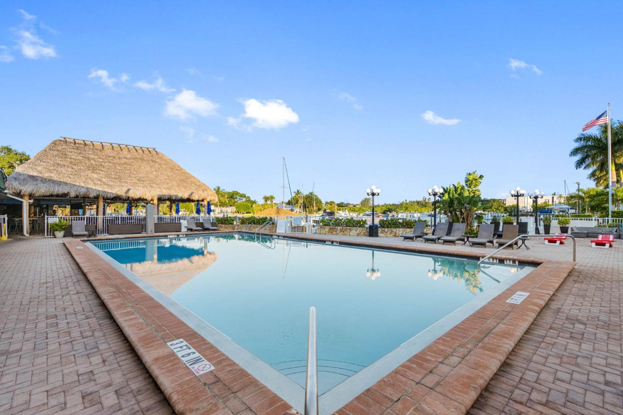 Bay Breeze Aparthotel South Bradenton Εξωτερικό φωτογραφία