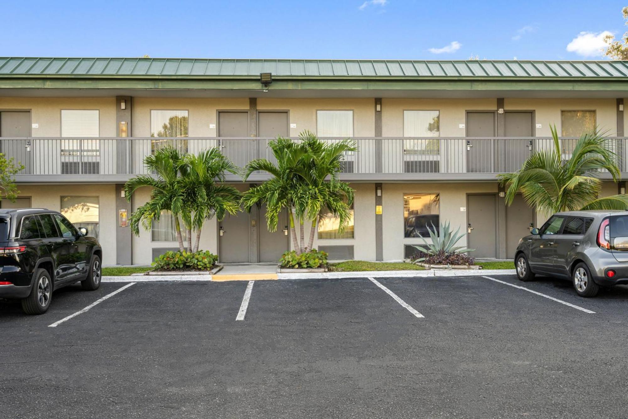 Bay Breeze Aparthotel South Bradenton Εξωτερικό φωτογραφία