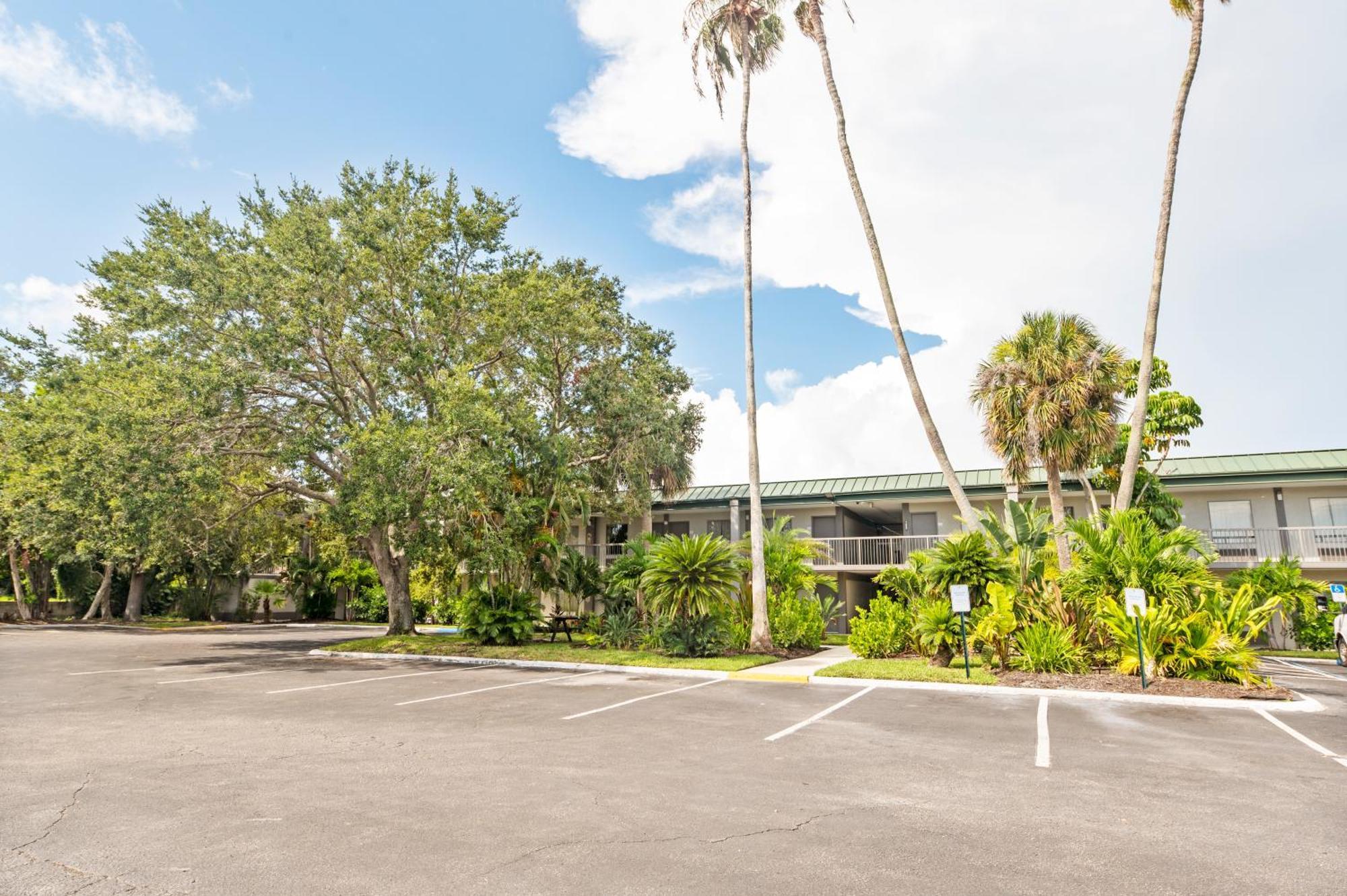 Bay Breeze Aparthotel South Bradenton Εξωτερικό φωτογραφία