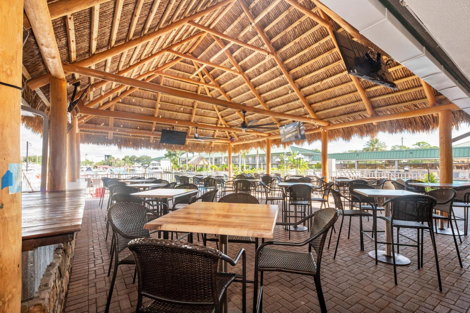 Bay Breeze Aparthotel South Bradenton Εξωτερικό φωτογραφία