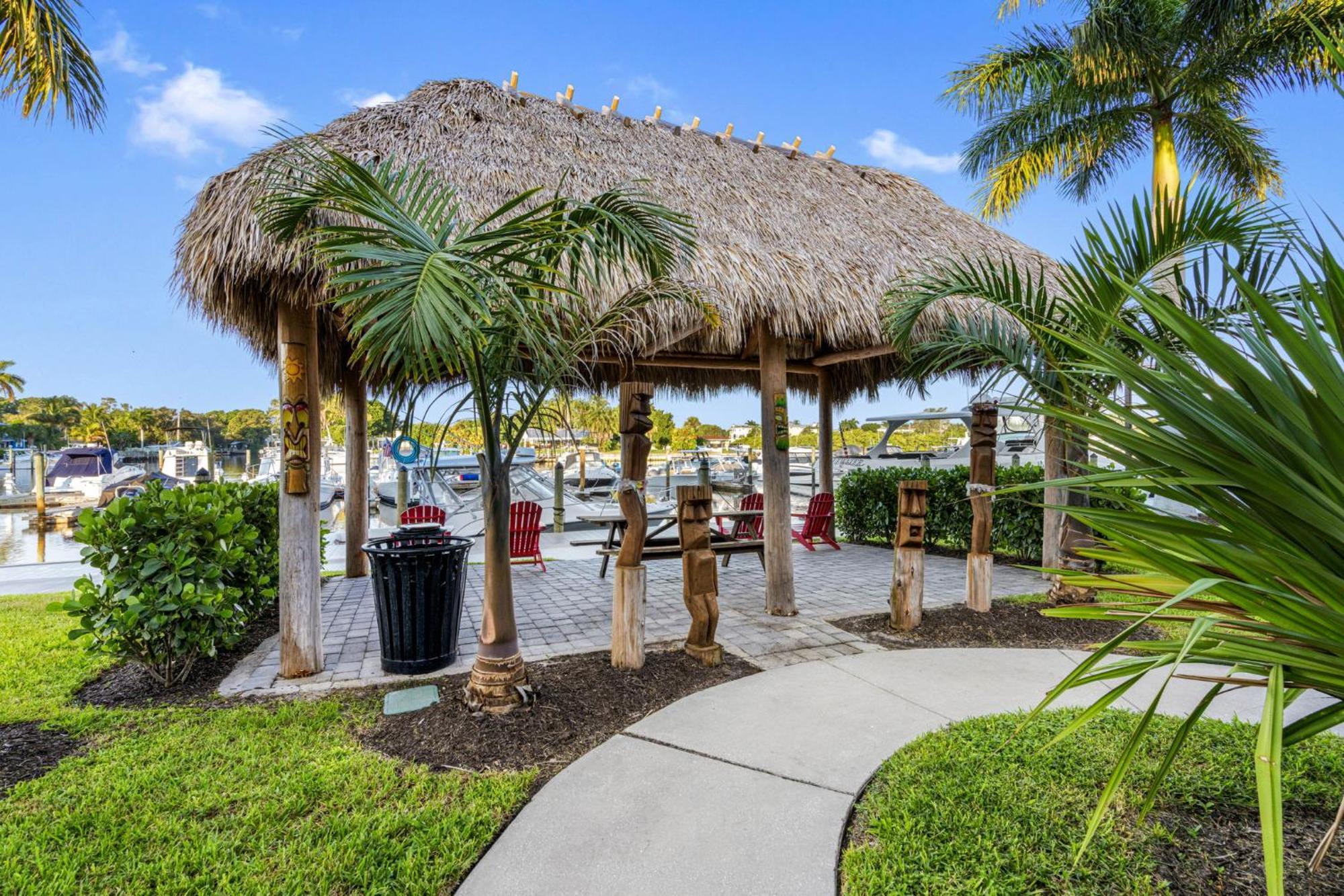 Bay Breeze Aparthotel South Bradenton Εξωτερικό φωτογραφία
